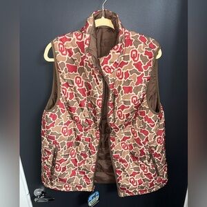 OU Reversible Camo Puffer Vest - Amigo Provision